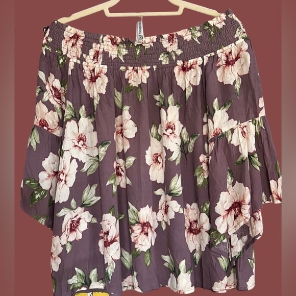 ODDY Purple Floral Off-the-Shoulder Blouse, Size Medium, GUC. - Picture 6 of 6